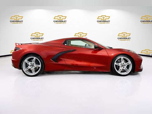 Used 2024 Chevrolet Corvette Stingray Premium Conv w/ Z51 Performance Package RWD image 9