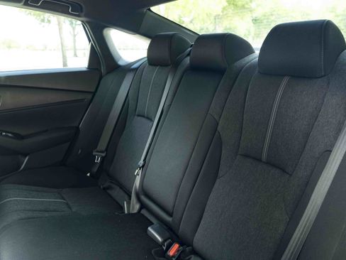 Used 2025 Honda Accord Sport image 18