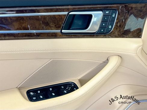 Used 2023 Porsche Panamera 4S w/ Premium Package AWD/4WD image 24