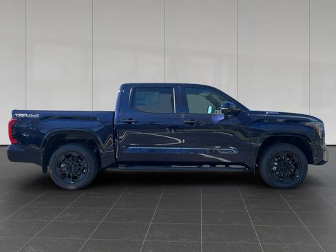 New 2026 Toyota Tundra Platinum w/ TRD Off-Road Package AWD/4WD image 6