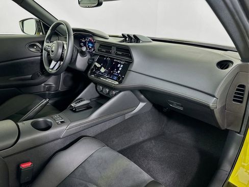 Used 2023 Nissan Z w/ Floor Mat Package (L93) RWD image 26