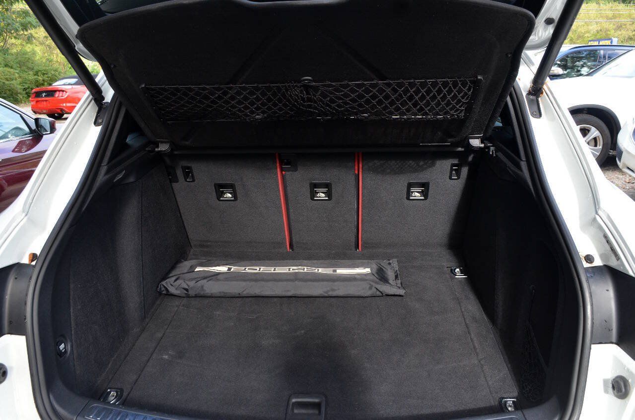 Used 2017 Porsche Macan S AWD/4WD image 25