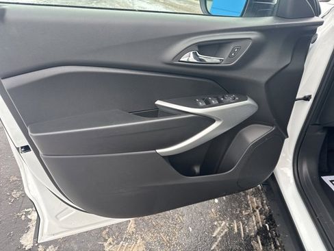 New 2026 Chevrolet Trax RS w/ Driver Confidence Package image 20