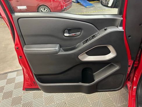 Used 2022 Nissan Frontier SV AWD/4WD image 20