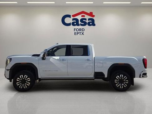 Used 2024 GMC Sierra 2500 Denali Ultimate image 5