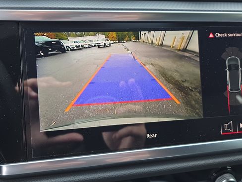 New 2025 Audi Q3 2.0T Premium image 22