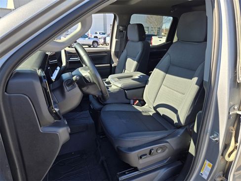 Used 2023 Chevrolet Silverado 1500 LT w/ Protection Package image 9