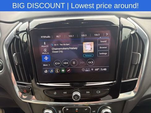 Used 2023 Chevrolet Traverse LT AWD/4WD image 32