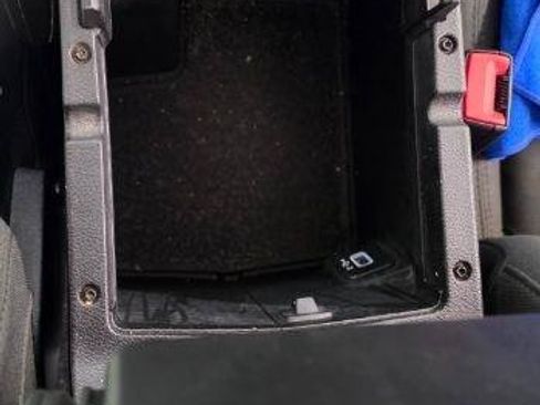 Used 2019 Jeep Wrangler Unlimited Sahara AWD/4WD image 25