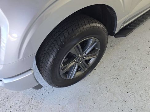 Used 2023 Ford F150 4x4 SuperCrew image 9