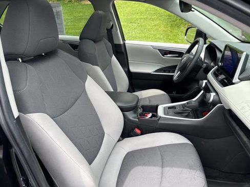 Certified 2023 Toyota RAV4 XLE w/ Convenience Package AWD/4WD image 13