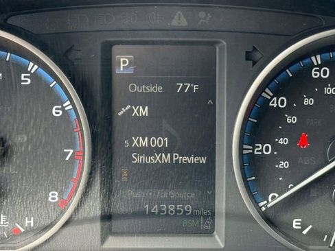 Used 2018 Toyota RAV4 XLE w/ Plus Extra Value Package image 30