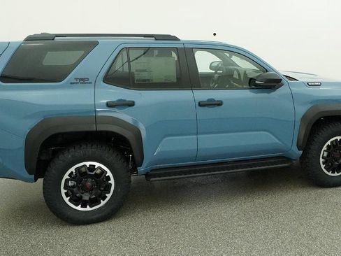 New 2026 Toyota 4Runner TRD Off-Road Premium AWD/4WD image 2