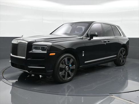 Certified 2024 Rolls-Royce Cullinan AWD/4WD image 1