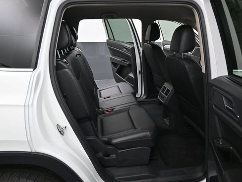 Used 2018 Volkswagen Atlas SE FWD image 29