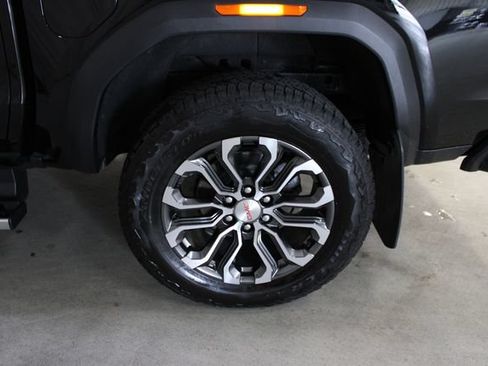Used 2025 GMC Canyon Denali AWD/4WD image 35