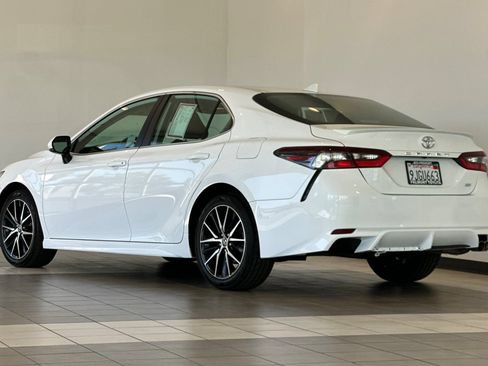 Certified 2024 Toyota Camry SE FWD image 6