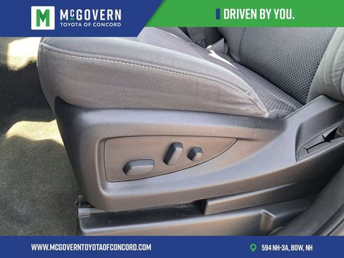 Used 2018 GMC Sierra 1500 SLE w/ SLE Value Package AWD/4WD image 13