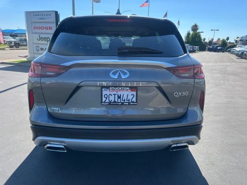 Used 2022 INFINITI QX50 Luxe AWD/4WD image 19
