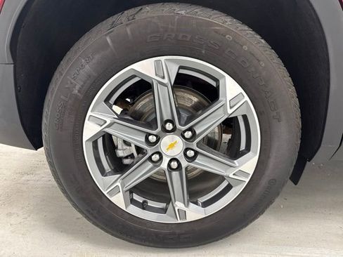 Used 2024 Chevrolet Blazer LT w/ Convenience Package FWD image 31