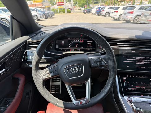 Certified 2023 Audi SQ8 Prestige w/ Prestige Package AWD/4WD image 9