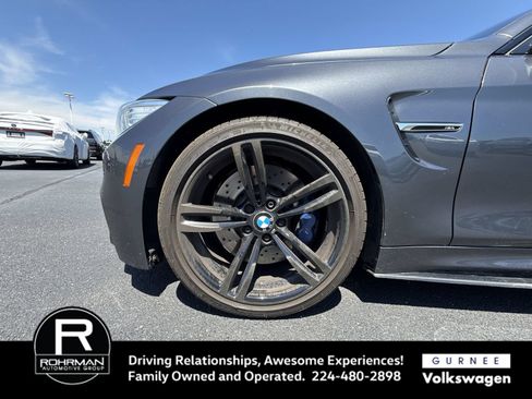 Used 2015 BMW M4 Convertible RWD image 12
