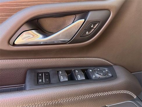 Certified 2022 GMC Yukon XL Denali w/ Max Trailering Package image 17