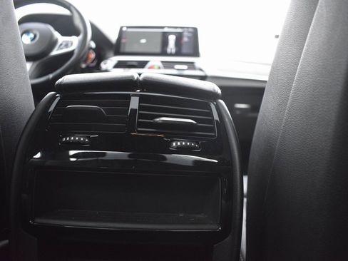 Used 2023 BMW 540i w/ M Sport Package image 29