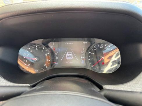 Used 2023 Jeep Compass Latitude AWD/4WD image 19