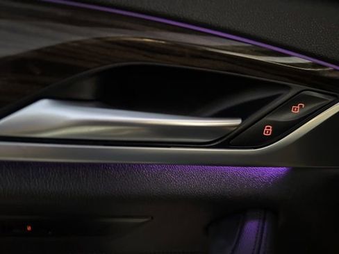 Used 2019 BMW 530i w/ Convenience Package image 34