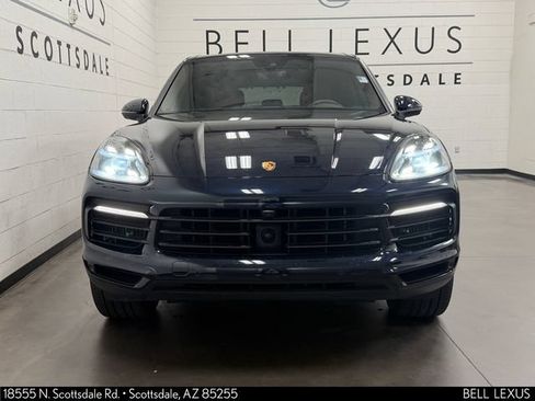 Used 2019 Porsche Cayenne AWD/4WD image 9