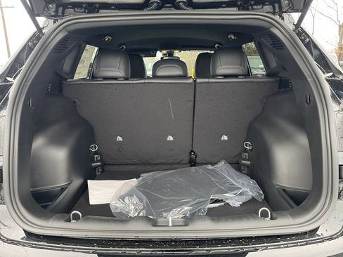 New 2026 Jeep Compass Latitude AWD/4WD image 17