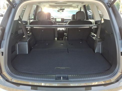 New 2025 Kia Telluride S image 16