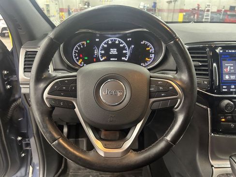 Used 2020 Jeep Grand Cherokee Limited image 15