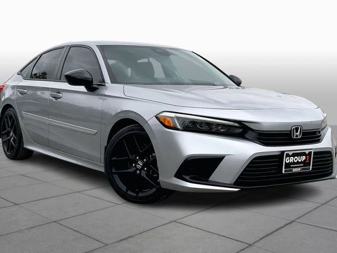 Used 2023 Honda Civic Sport image 2