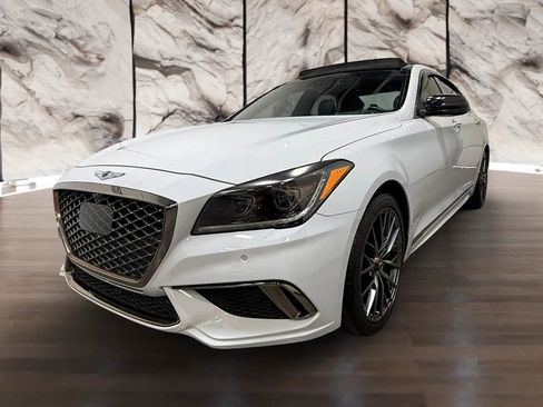 Used 2018 Genesis G80 3.3T Sport RWD image 4