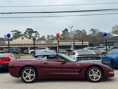 Used 2003 Chevrolet Corvette Convertible w/ Preferred Equipment Group1 image 11