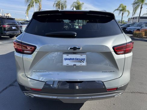 Used 2023 Chevrolet Blazer Premier image 9