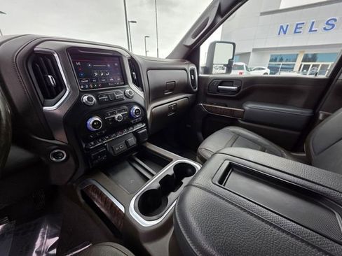 Used 2021 GMC Sierra 3500 Denali image 24