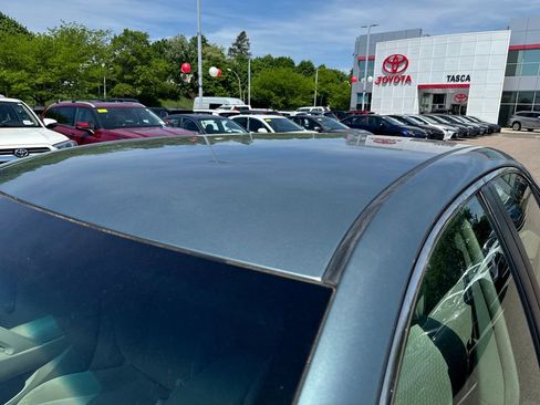 Used 2011 Toyota Camry LE w/ LE Extra-Value Pkg FWD image 42