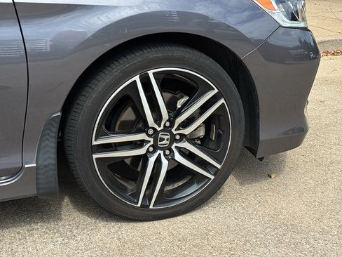 Used 2017 Honda Accord Sport Special Edition image 10