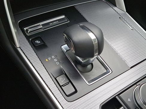 Certified 2024 MAZDA CX-90 Plug-In Hybrid w/ Premium Pkg image 18