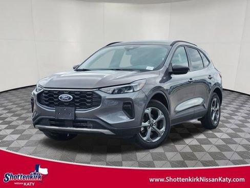 Used 2025 Ford Escape ST-Line AWD/4WD image 1
