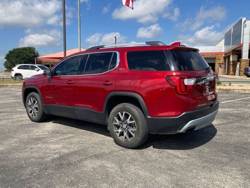 Used 2022 GMC Acadia SLE w/ Driver Convenience Package FWD image 7