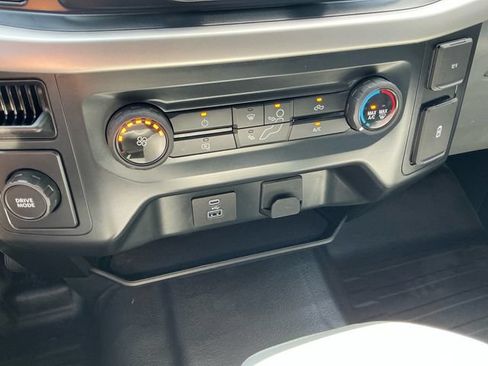 Used 2022 Ford F150 XL w/ Equipment Group 101A High RWD image 23
