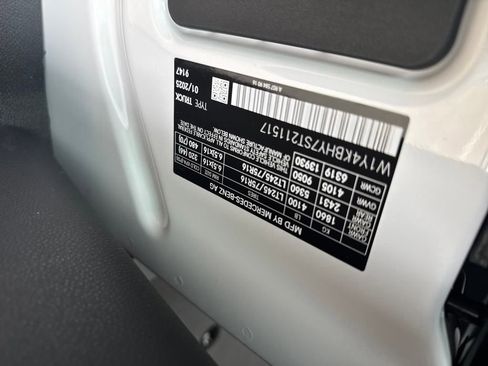 New 2025 Mercedes-Benz Sprinter 2500 image 29