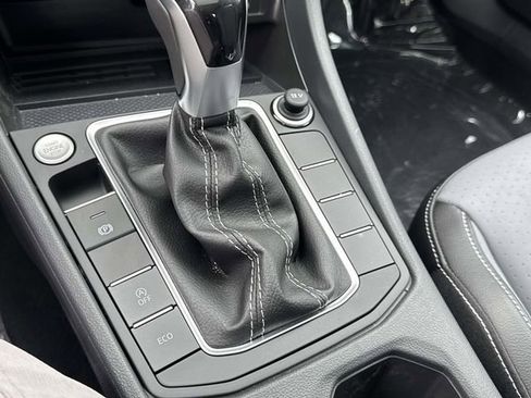 New 2026 Volkswagen Jetta SE FWD image 23