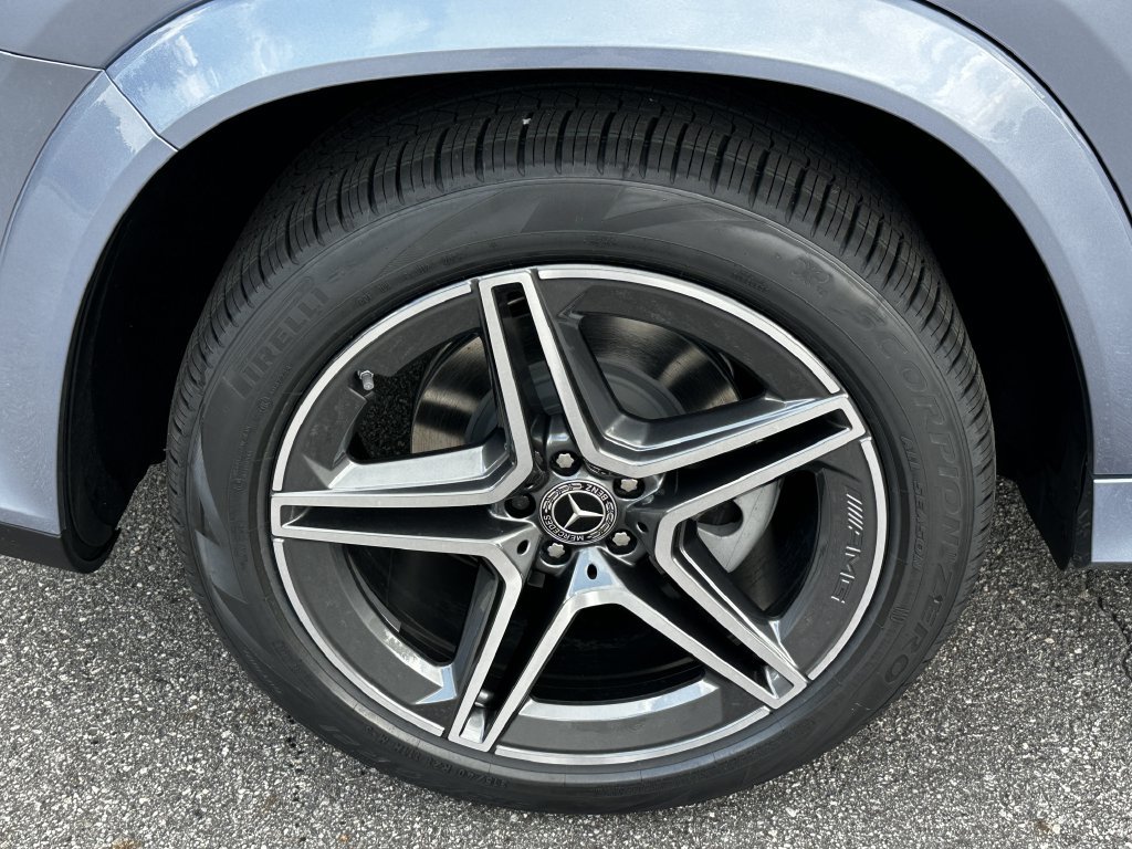 New 2026 Mercedes-Benz GLS 450 4MATIC image 21