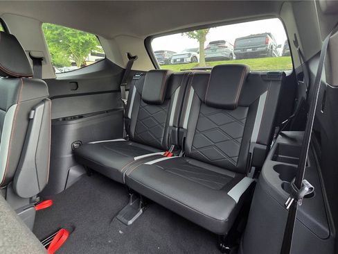 New 2026 Volkswagen Atlas Peak Edition AWD/4WD image 29