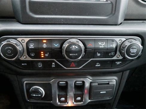 Used 2023 Jeep Wrangler Sport S image 20